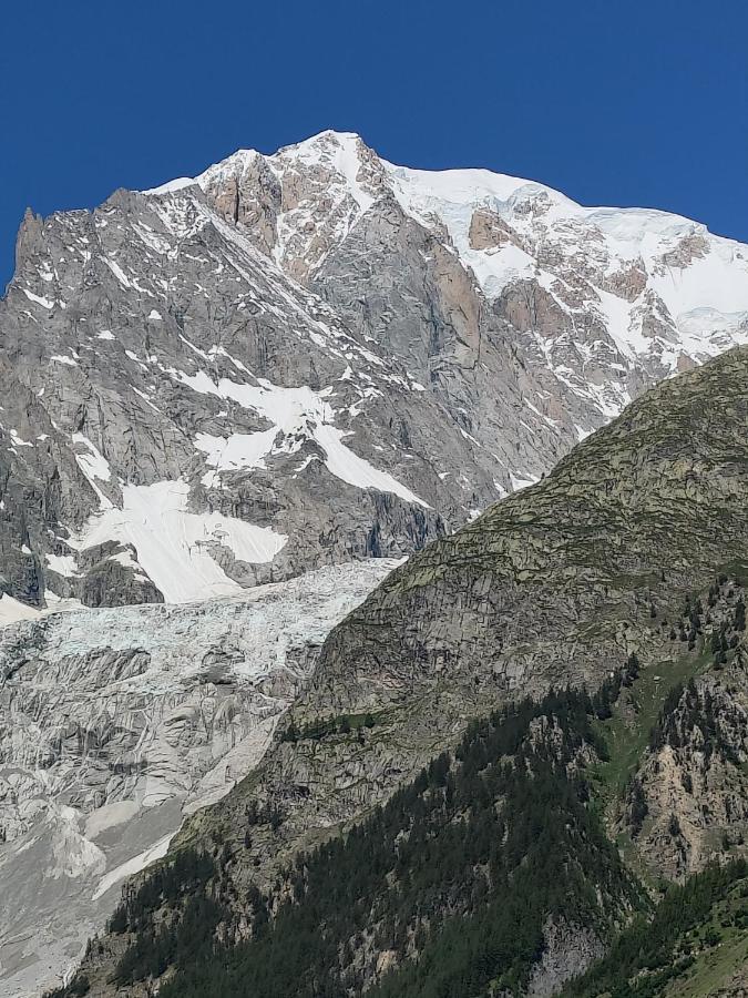 Chalet Chamois Apartment Courmayeur Exterior foto